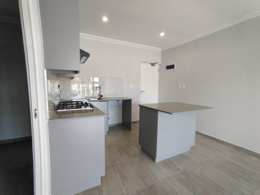 2 Bedroom Property for Sale in Table View Western Cape